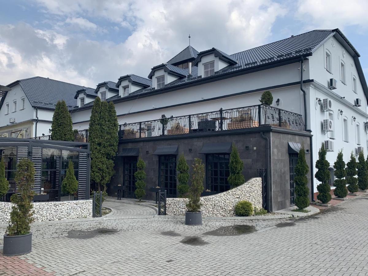 Hotel Kameleon 타르노브제크 외부 사진