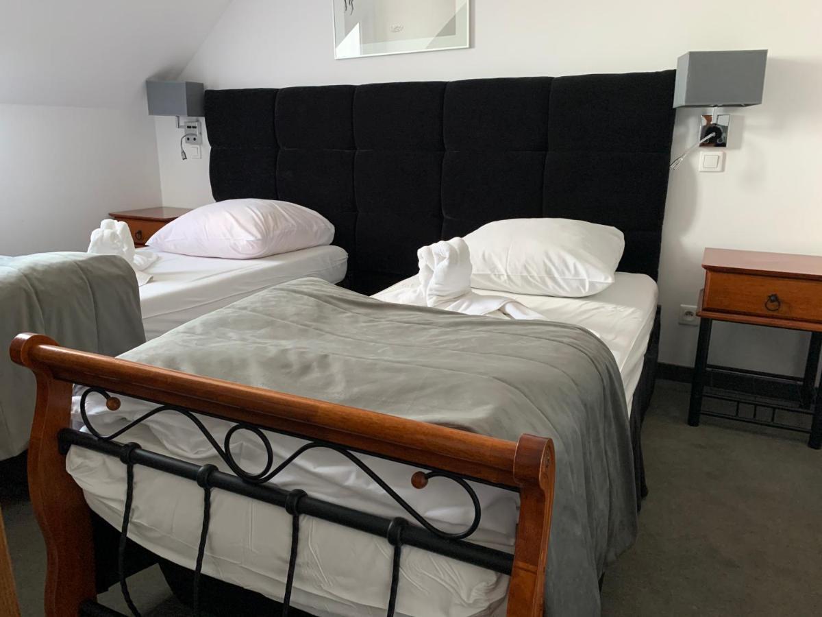Hotel Kameleon 타르노브제크 외부 사진